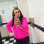 Sarah Raynor - @sasarstinky - Instagram