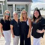 Sarah Singleton Schelin - Facebook