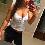 Sarah | 43 - @sarahshuster80 - Instagram