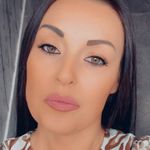 Sarah Silk - @ssilky77 - Instagram