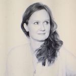 Sarah Staples - @itravelnwrite - Instagram