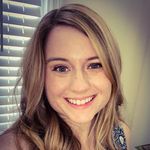 Sarah Stech - @sstech9292 - Instagram