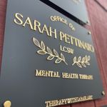 Sarah Pettinato, LCSW - @straightfromsarah - Instagram