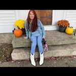 Sara Strecker Rogers - @sallylouthecat - Instagram