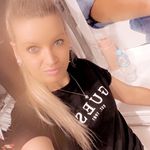 Sarah Teal - @sarah.teal.1010 - Instagram
