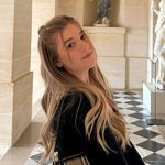 Sarah - @sarah.thrift - Instagram