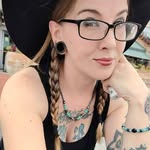 Sarah Ann Trask - @mama.scarahbear - Instagram