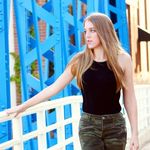 Sarah VanderWall - @_sarahjoy11 - Instagram