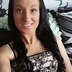 Sarah Wake - @sarahwake25 - Instagram