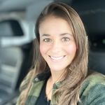 Sarah Waldrop || Digital Marketing - @akhockey_mama_6 - Instagram