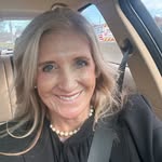 Sarah Pickering Motley Weese - @weese_s_beachymama - Instagram