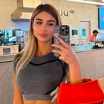 sᴀsʜᴀ - @sasha.lahoud - Instagram