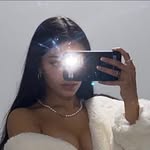 @sashamiles_ - Instagram