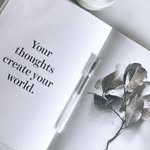 Sashareads - @sashareadsss - Instagram