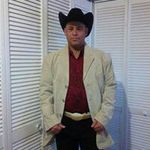 Saul Velez - @saul.velez - Instagram