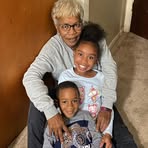 Saundra Gray - Facebook