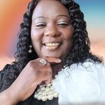 Saundra Smalls - @smallssaundra - Instagram