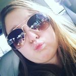 Savannah Burch - @phones_are_great - Instagram