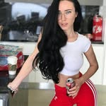 Scarlet Bennett - @iuliiakonovalova96 - Instagram