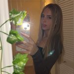 Scarlet - @scarlet.berryy - Instagram
