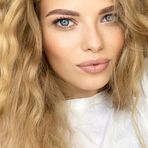 Scarlett Brooks - Facebook