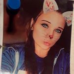 Scarlet Brown - @scarlet.brown.5817 - Instagram