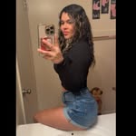 🇭🇳 - @scarletcastro_504 - Instagram