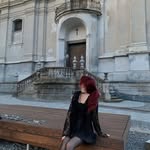 𝕾𝖈𝖆𝖗 - @_scarlet.chen - Instagram