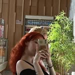 @_scarletcross - Instagram