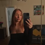 Scarlett Holt - Facebook