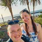 Scarlet Roberts - Facebook