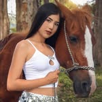 Scarlet Rojas - @scarlet_rojass - Instagram