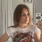 Scarlett Warren - Facebook