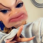 Scarlett Wright - Facebook