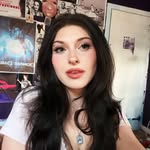 scarlett bruce 🪽 - @scarlettdeuce - Instagram