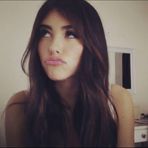 Scarlett Chan - Facebook