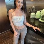 @scarlett.hicks872413795 - Instagram