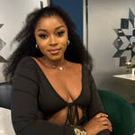 Lesly Beaux Yeux - @scarlett_lesly_officiel - Instagram