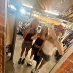 Scarlett MacKinnon - @scarlett.mackinnon11 - Instagram