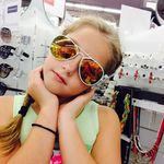 Scarlett Elisabeth Mccarty - @scar_bug56 - Instagram