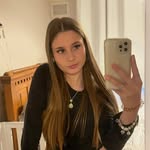 scarlett - @_scarlettsmall - Instagram