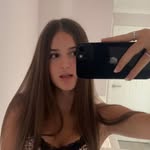 Scarlett Strong - @scarlettxstrong - Instagram