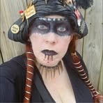 Scarlet Weaver - Facebook