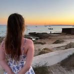 Scarlett Webb - Facebook