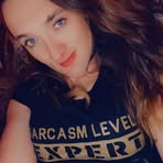 Scarlett Johnson - Facebook