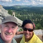 Scott and Jocelyn Inskeep - @scocelyn - Instagram