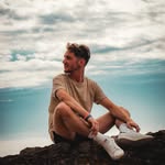 Scott Kintner - @taegoosarih - Instagram