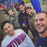 Scott Lowe - @scottlowemusic - Instagram