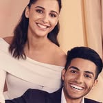 Naomi Scott and mena Massoud - @naomi_will_mena_nasim - Instagram