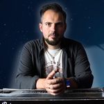 Scott | Record Producer | Composer | Pedal Steel | Guitar - @scottpoleymusic - Instagram